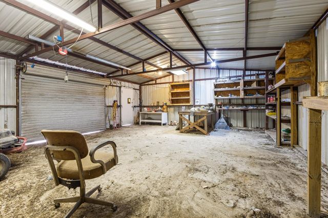 528 County Road 1120, Ravenna, TX 75476