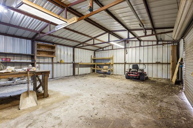 528 County Road 1120, Ravenna, TX 75476