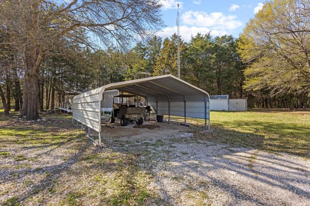 528 County Road 1120, Ravenna, TX 75476