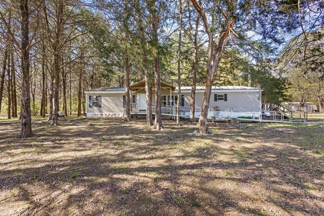 528 County Road 1120, Ravenna, TX 75476