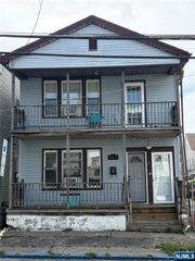 123 Wayne Avenue, Paterson, NJ 07502