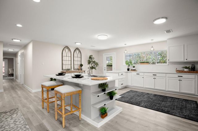 3305 Santa Monica DR, Austin, TX 78741