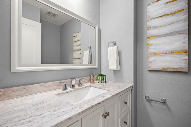 3305 Santa Monica DR, Austin, TX 78741