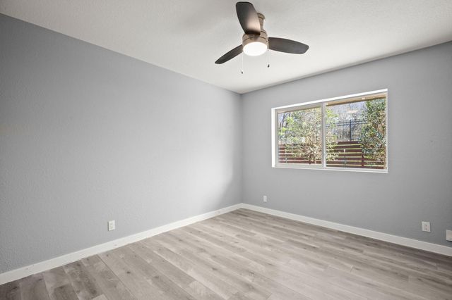 3305 Santa Monica DR, Austin, TX 78741