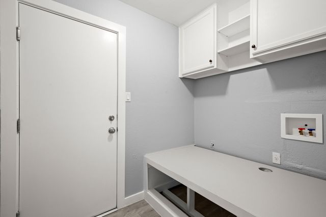 3305 Santa Monica DR, Austin, TX 78741