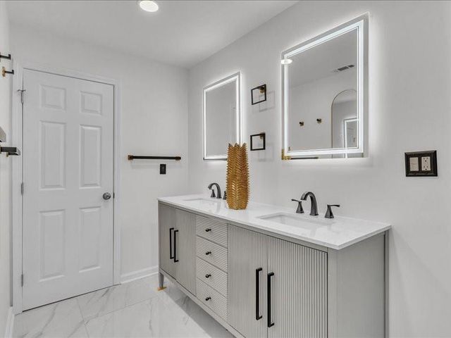 6873 Church Street, Riverdale, GA 30274