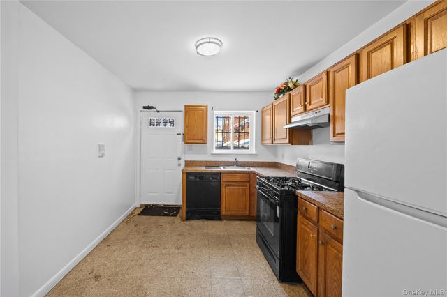 1955 Burke Avenue, Bronx, NY 10469