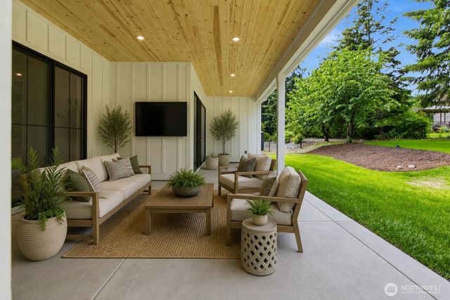 6709 254th Street E, Graham, WA 98338