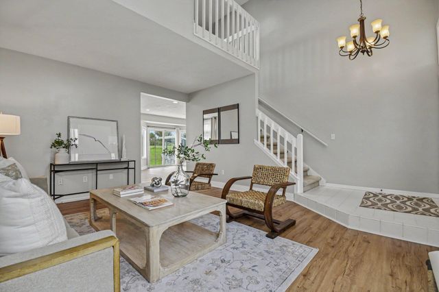 2444 Sunny Creek Street Se, City Of Kentwood, MI 49508