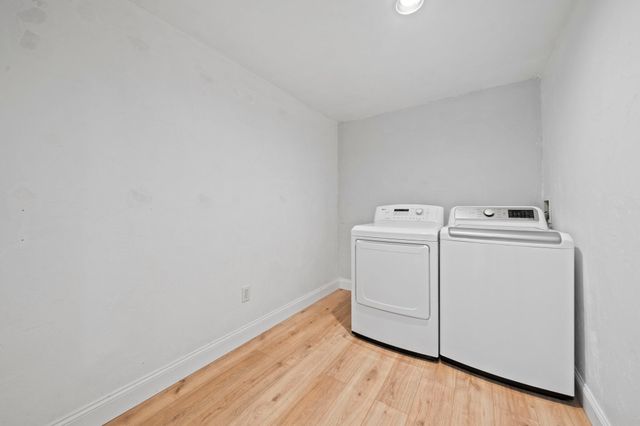 379 West Washington Street, Hanson, MA 02341