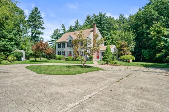 379 West Washington Street, Hanson, MA 02341