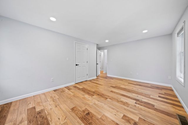 379 West Washington Street, Hanson, MA 02341