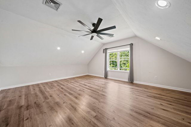 379 West Washington Street, Hanson, MA 02341
