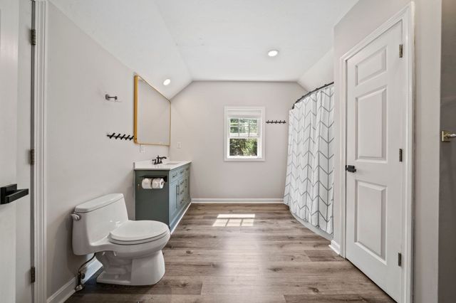 379 West Washington Street, Hanson, MA 02341