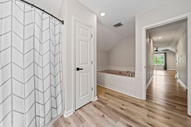 379 West Washington Street, Hanson, MA 02341