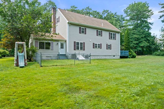 379 West Washington Street, Hanson, MA 02341