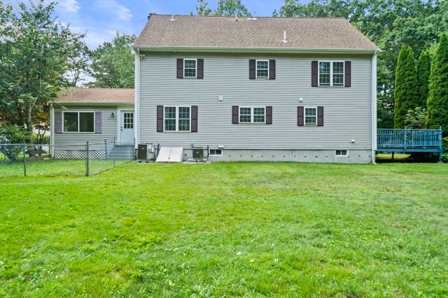 379 West Washington Street, Hanson, MA 02341