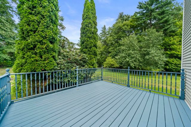 379 West Washington Street, Hanson, MA 02341