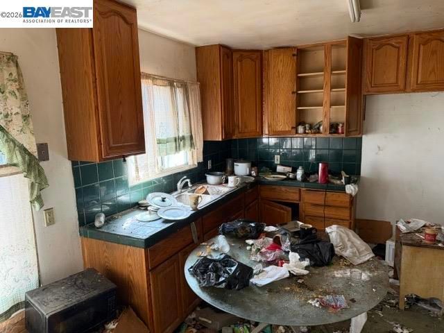 1824 99Th Ave, Oakland, CA 94603