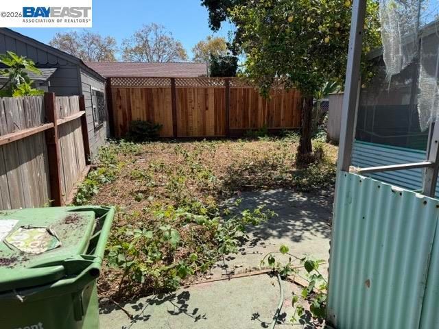 1824 99Th Ave, Oakland, CA 94603
