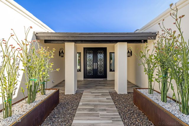 6515 W VILLA THERESA Drive, Glendale, AZ 85308