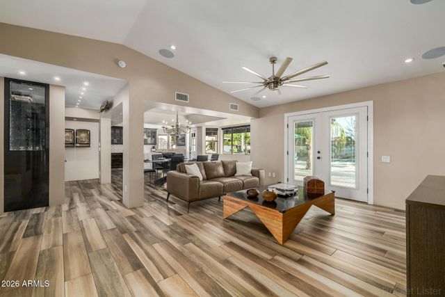 6515 W VILLA THERESA Drive, Glendale, AZ 85308