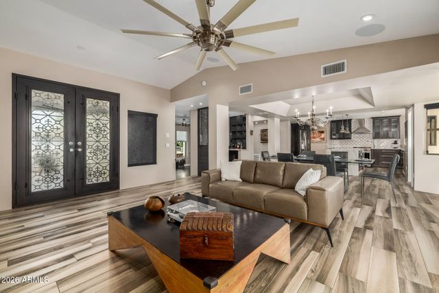 6515 W VILLA THERESA Drive, Glendale, AZ 85308