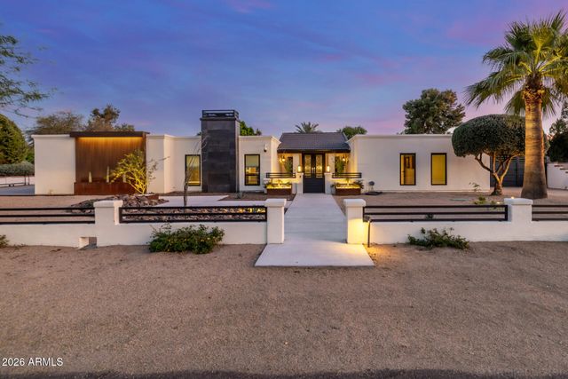 6515 W VILLA THERESA Drive, Glendale, AZ 85308