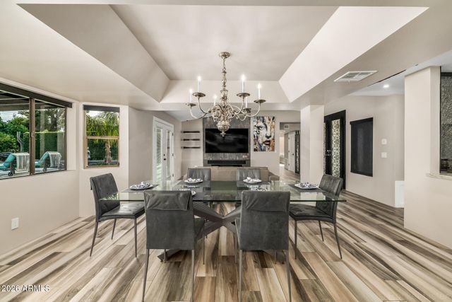 6515 W VILLA THERESA Drive, Glendale, AZ 85308