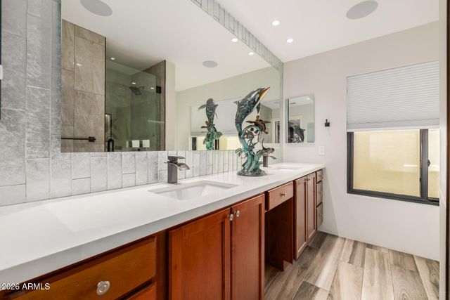 6515 W VILLA THERESA Drive, Glendale, AZ 85308