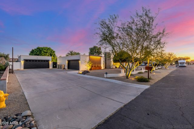6515 W VILLA THERESA Drive, Glendale, AZ 85308