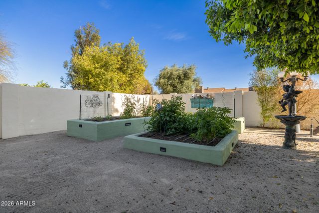 6515 W VILLA THERESA Drive, Glendale, AZ 85308