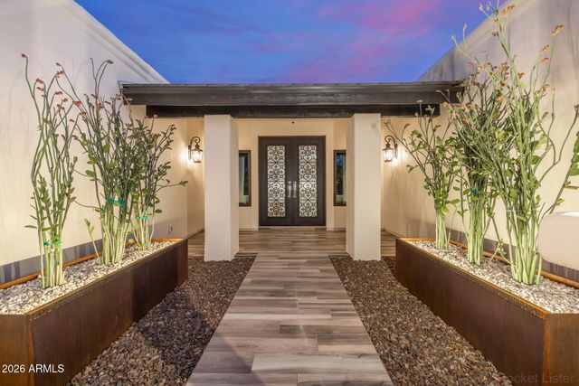 6515 W VILLA THERESA Drive, Glendale, AZ 85308