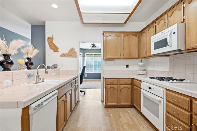4906 Native Dancer, Bakersfield, CA 93312