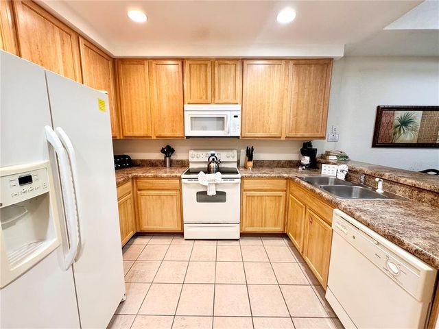 9051 TREASURE TROVE LANE 206, Kissimmee, FL 34747