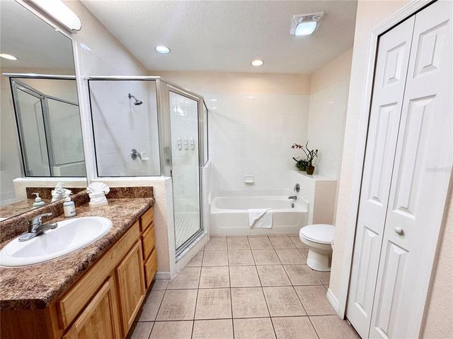 9051 TREASURE TROVE LANE 206, Kissimmee, FL 34747