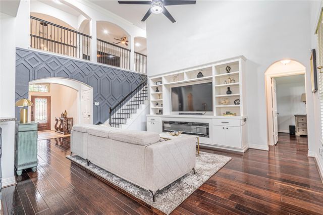 9114 Basin Ridge Lane, Richmond, TX 77407