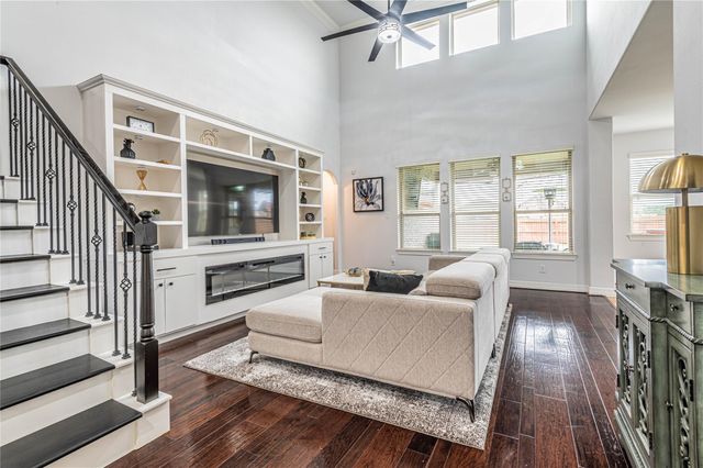9114 Basin Ridge Lane, Richmond, TX 77407