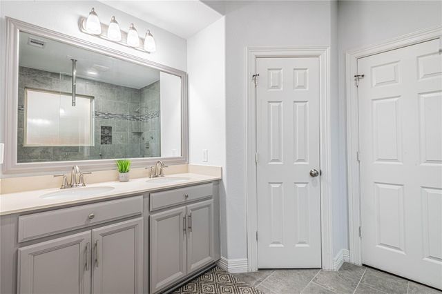 9114 Basin Ridge Lane, Richmond, TX 77407