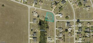 2118 NE 20th ST, Cape Coral, FL 33909
