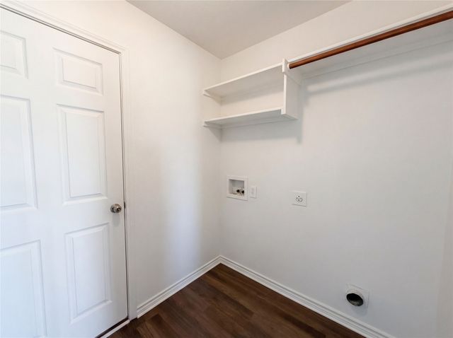 1200 Boxwood Drive, Crowley, TX 76036