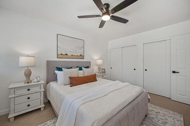 5822 Hemlock St, Sacramento, CA 95841