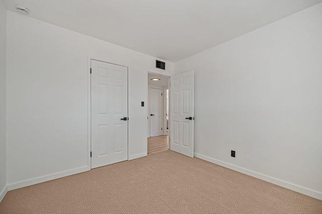 5822 Hemlock St, Sacramento, CA 95841
