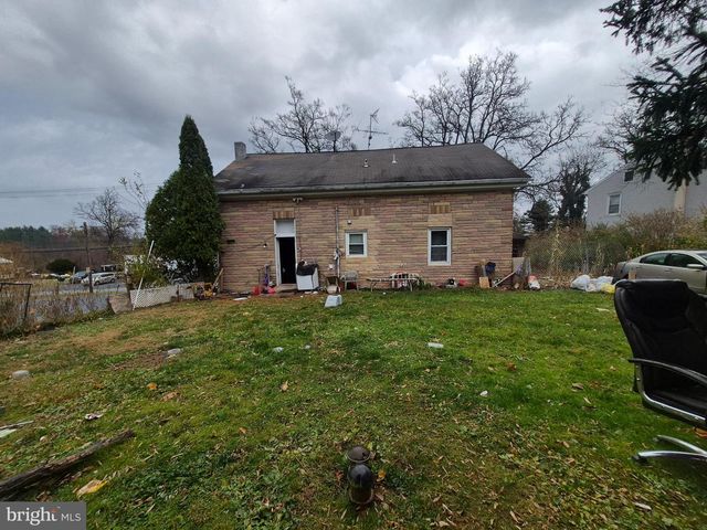 5600 BOYERTOWN PIKE, Birdsboro, PA 19508