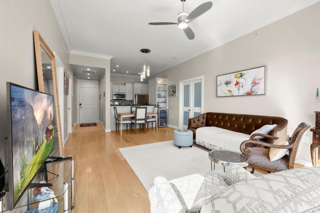 1900 Genesee Street 302, Houston, TX 77006