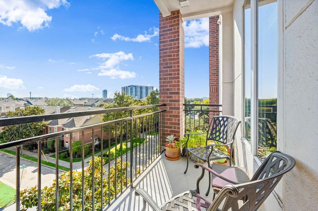 1900 Genesee Street 302, Houston, TX 77006