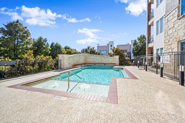 1900 Genesee Street 302, Houston, TX 77006