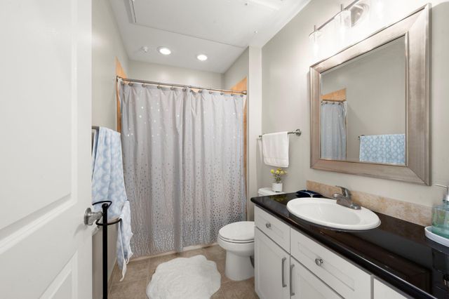 1900 Genesee Street 302, Houston, TX 77006
