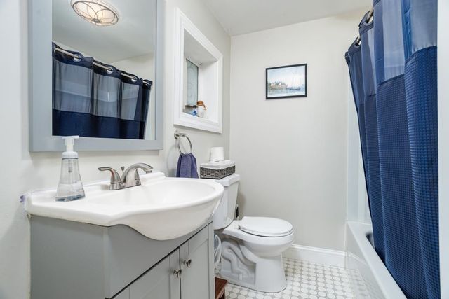 54 Elm Street, Concord, NH 03303