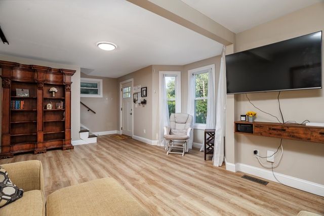 54 Elm Street, Concord, NH 03303